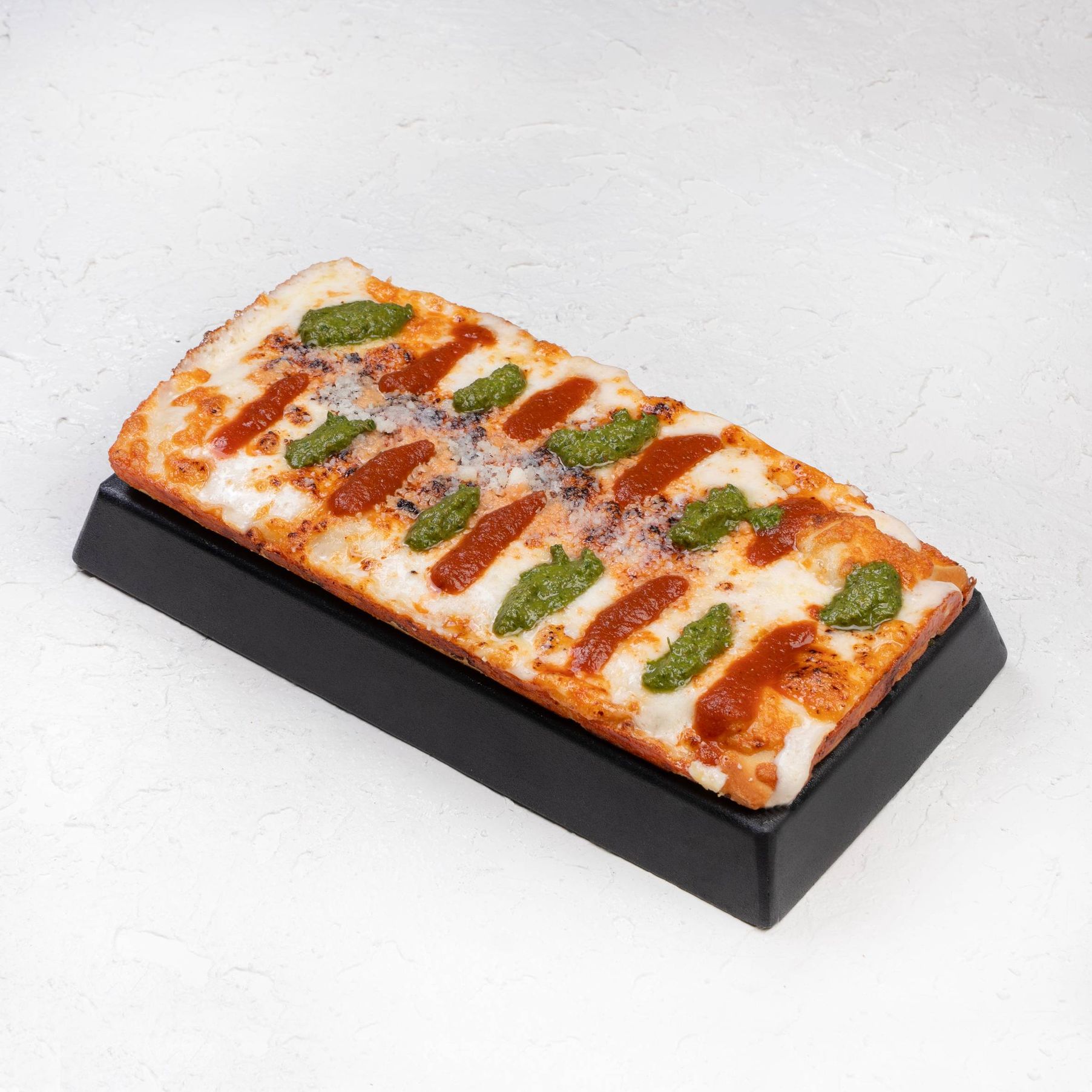 پیتزا چهار پنیر