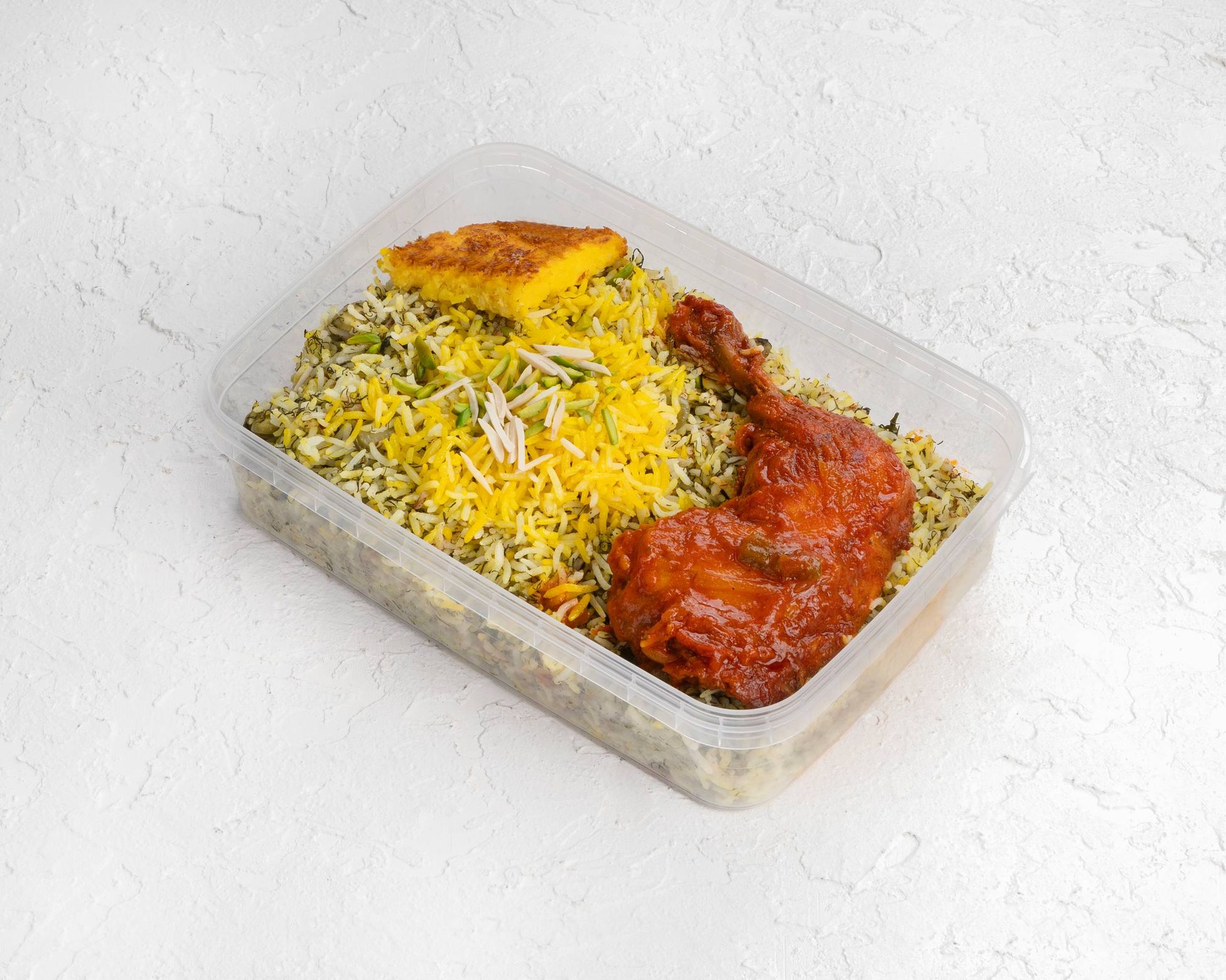 باقالی پلو با ران مرغ سرخ شده