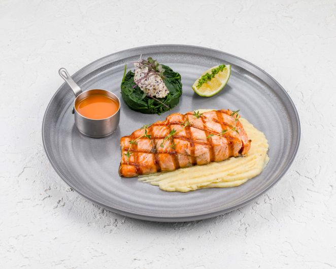 سالمون استیک | Salmon Steak